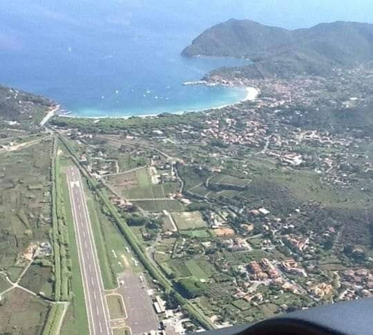 aeroporto, campo nell'elba