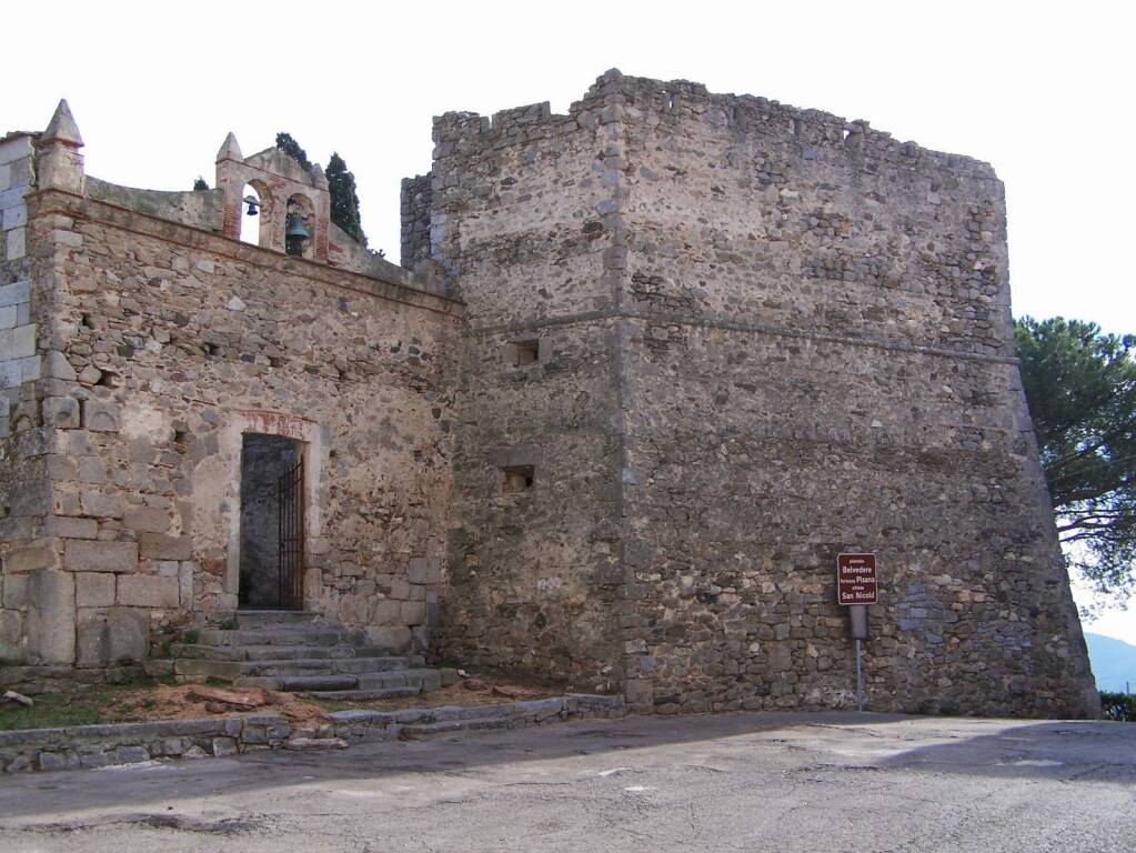 chiesa di san niccolò, campo nell'elba, san piero