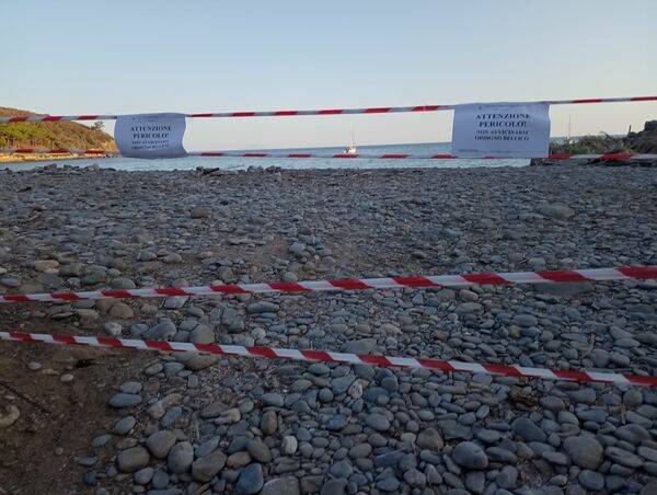 ordigno bellico spiaggia di fonza